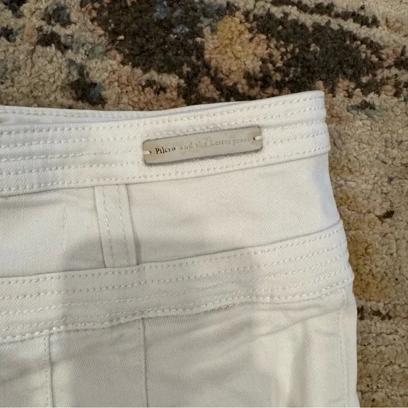 Anthropologie Pilcro High Waisted White Stretch Denim Shorts Size 29 - Picture 3 of 5